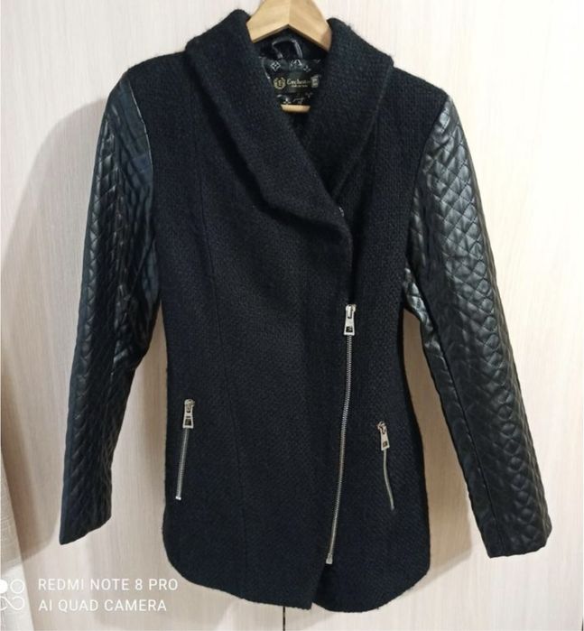 Жіноче пальто