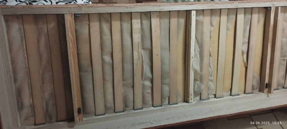 Диван розкладний.