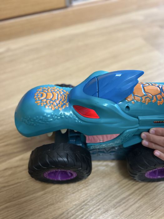Hot Wheels Monster Trucks Mega-Wrex (Com Luzes e Sons)