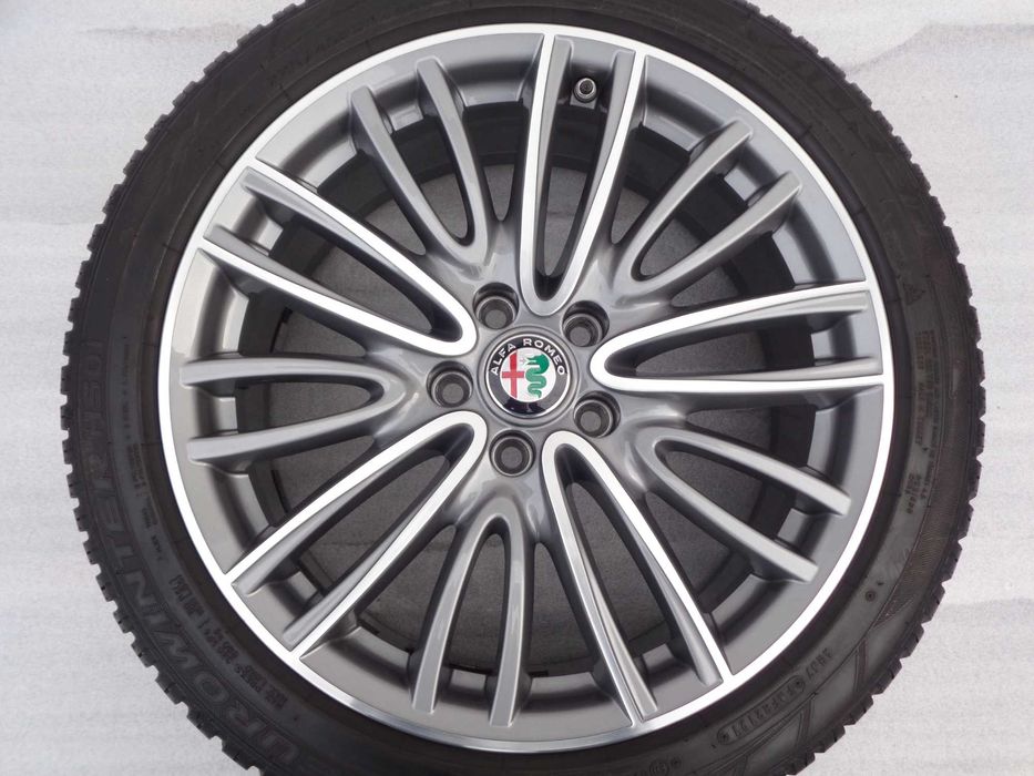 Koła FELGI 18 Alfa Romeo Giulia 5x110 Oryginalne zimowe 225/45/18 21r