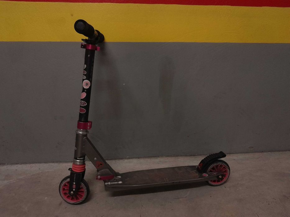 Trotinete infantil Oxelo com suspensão