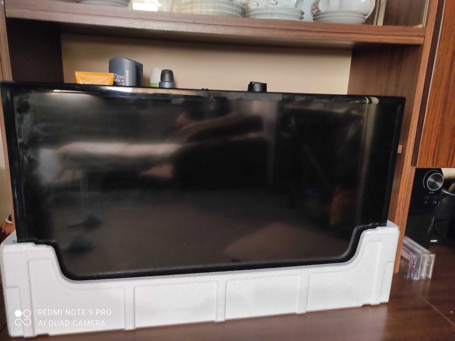 Продается Smart TV Samsung 32".