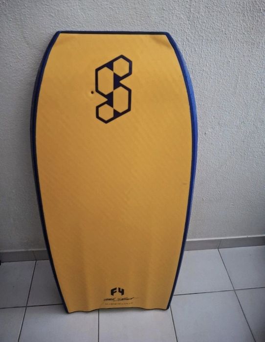 Bodyboard Science Tanner LTD TRIQV F4 - 41"

Tem cerca de 1 ano, como nova. Muito pouco utilizada