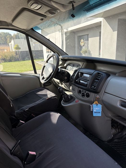 Renault trafic bus 1.9