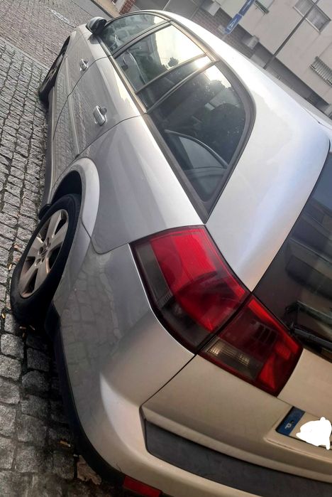 Carrinha opel Vectra SW para desocupar — photo 3