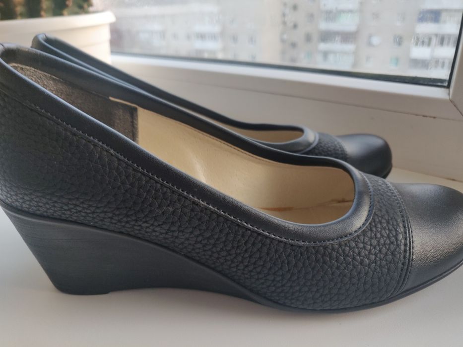 Туфлі жіночі 36 розміру