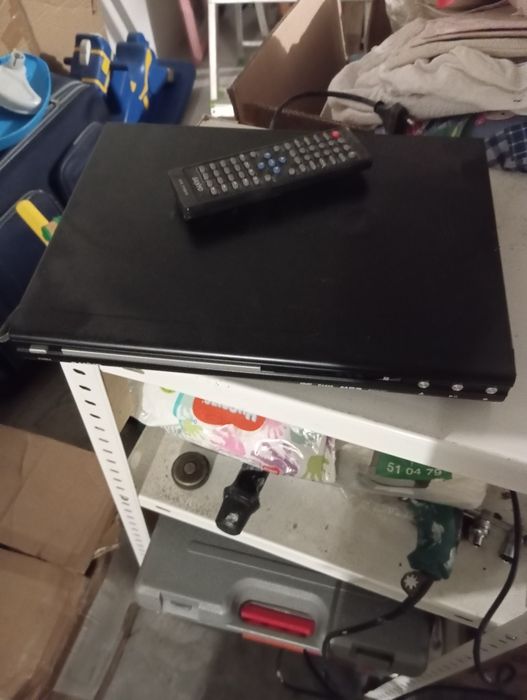 Leitor de DVD com comando