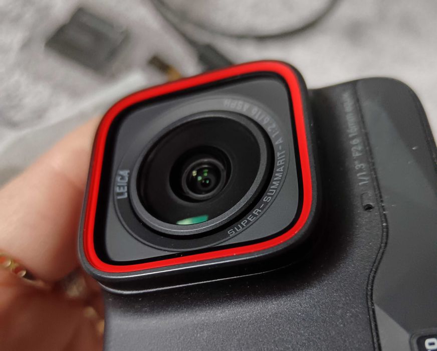 Insta 360 ace pro