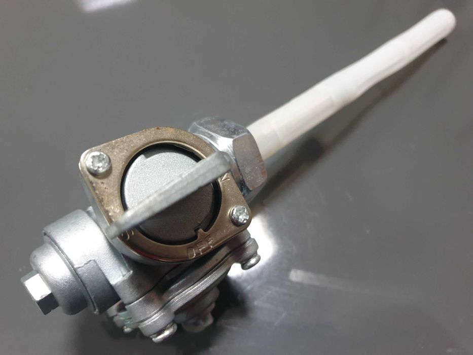 Torneira de gasolina Honda CBR CB VTR Hornet ( vários modelos )