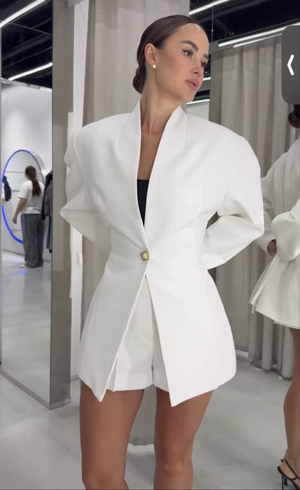 Нарядний красивий піджак  cher17