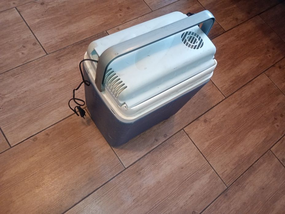 Sprzedam lodówkę turystyczną