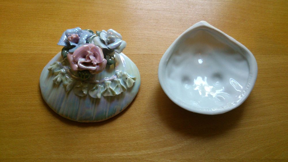 Шкатулка фарфоровая,ракушка ссср