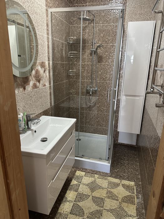 Оренда частини будинку в Солонці (окремий вхід)