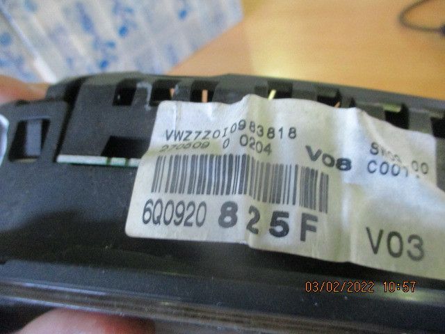 Quadrante / painel de instrumentos VOLKSWAGEN Polo (9N)
