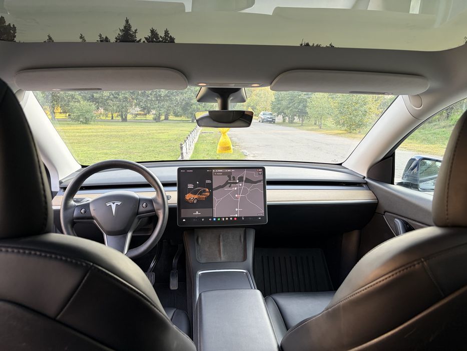 Tesla model Y 2021 рік 82 кВт