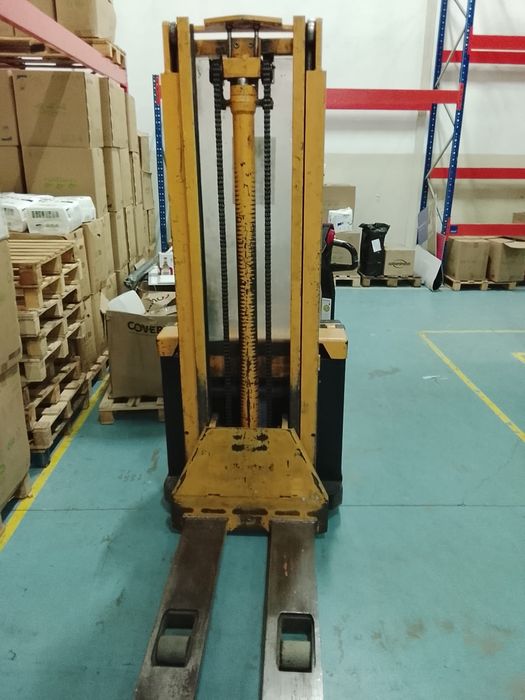 Vendo Stacker ERC18 eléctrico