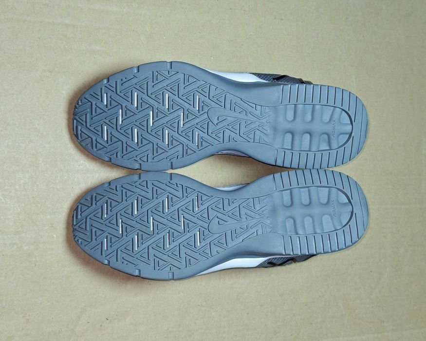 Оригінальні Кросівки Nike Air Max Alpha Trainer 4 сірі  Розмір 44,5