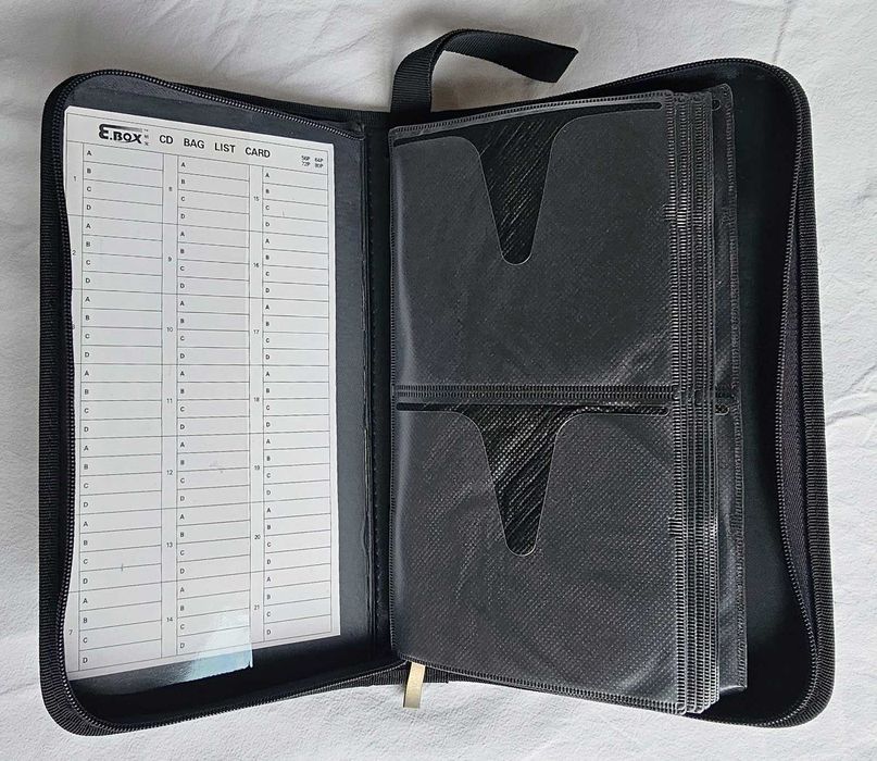 CD Storage Case for Safely Storing Your Discs