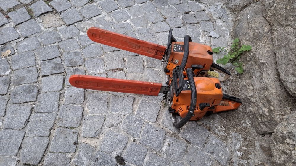 Dois motosserras 50cc