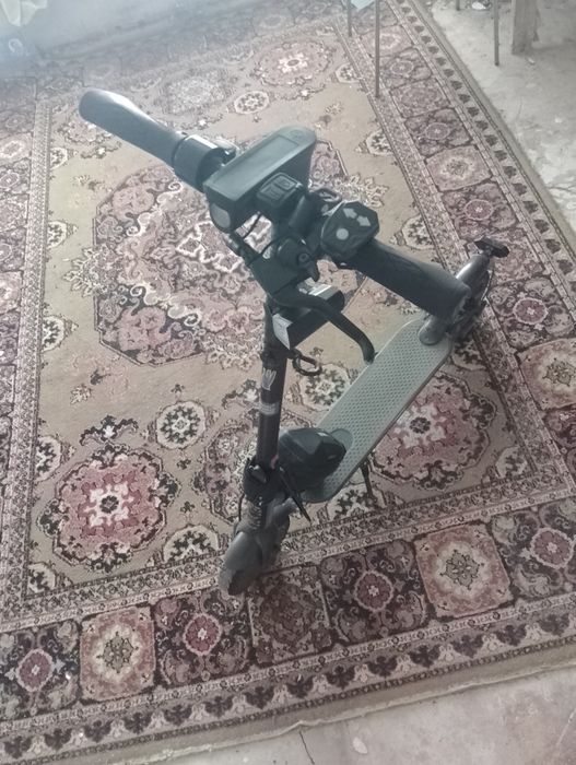 Електросамокат xiaomi m365