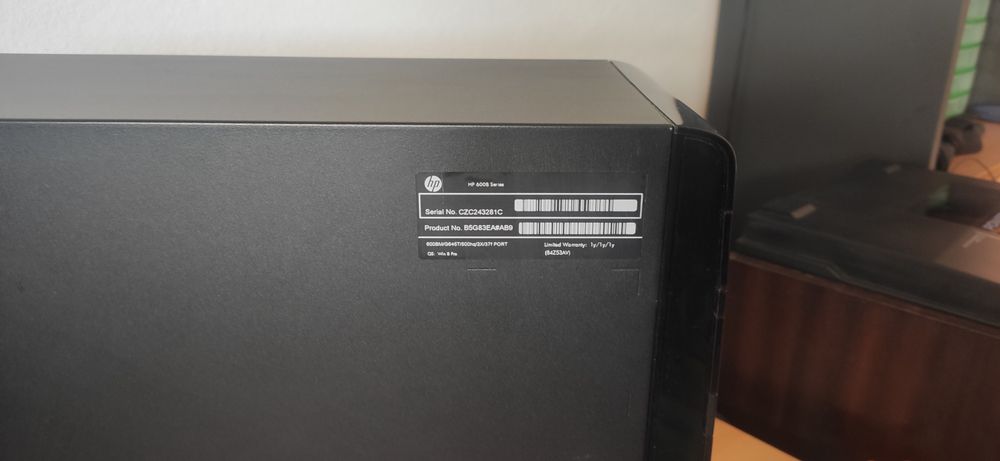 Computador de Secretária Desktop HP 600B