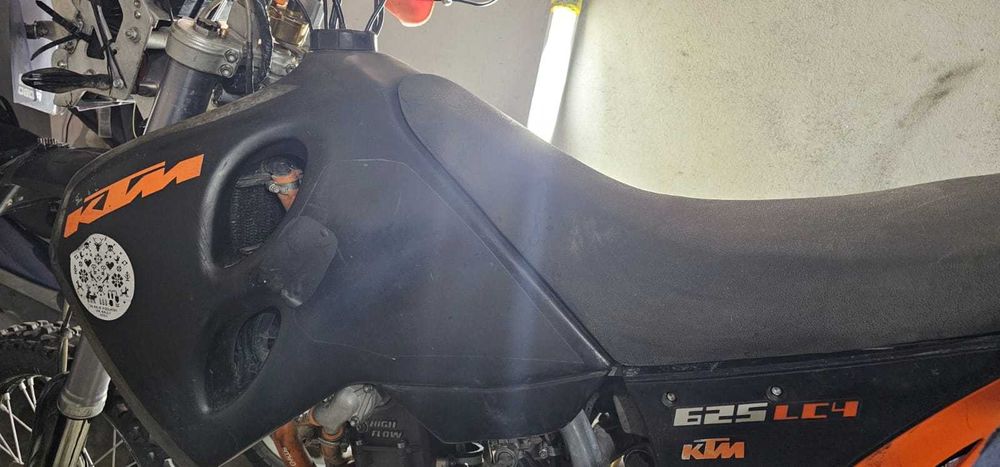 Bak Zbiornik około 18 Litrów  KTM LC4 640 , 625 sxc