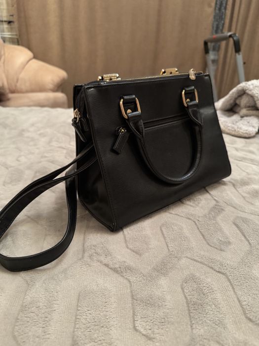 Сумка чорна класична