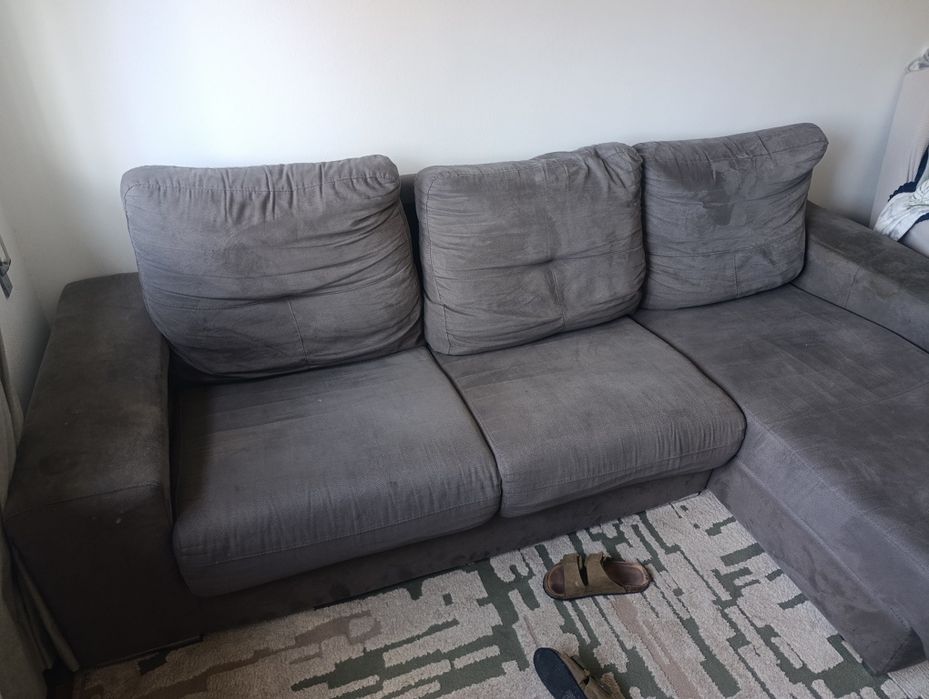 Sofá 3 lugares cinzento