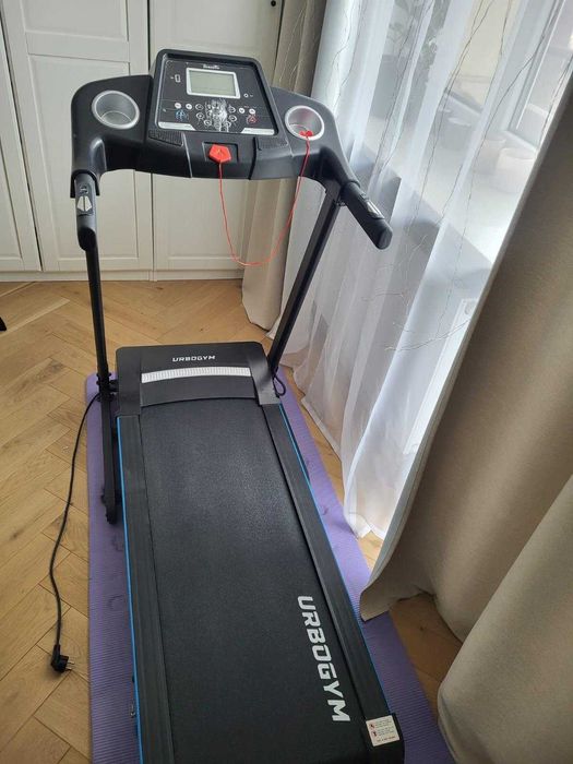 Bieżnia Urbogym V520