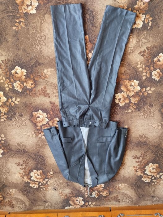 Костюм на перше вересня 600 грн