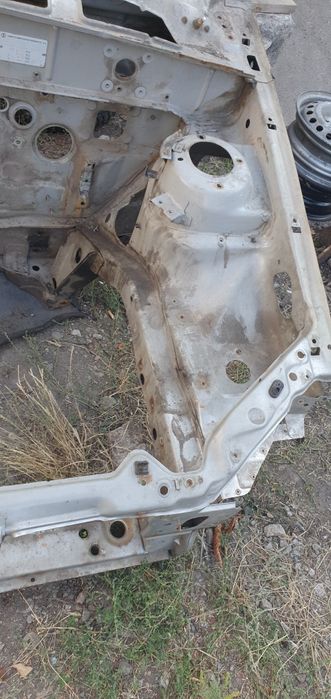 Морда передня частина ланос сенс лонжерони