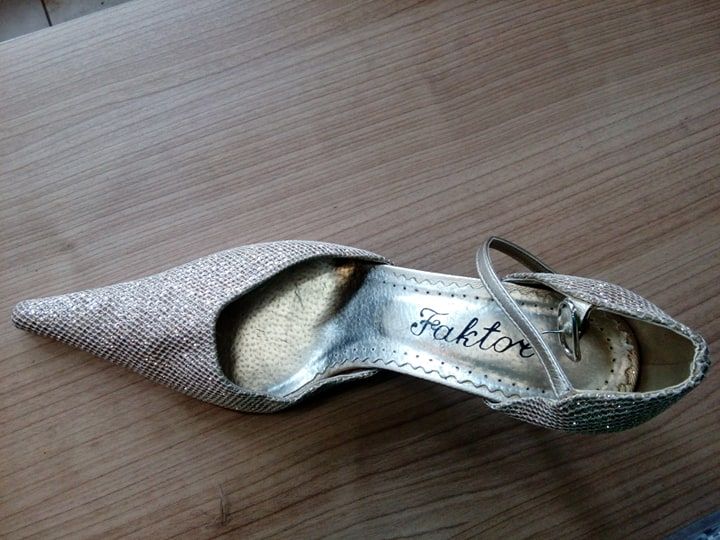 Buty szpilki Ślub Faktor Rozm.39 Nowe