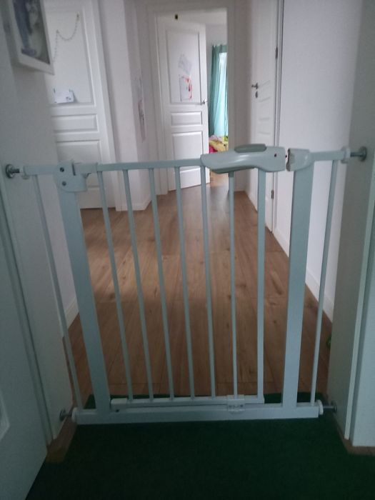 Bramka rozporowa zabezpieczająca na schody 75-95cm +20 cm