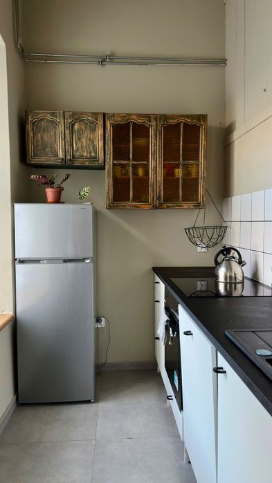 Sprzedam mieszkanie 50m2 przy placu Kościelnym, Łódź, kamienica, CO miejskie