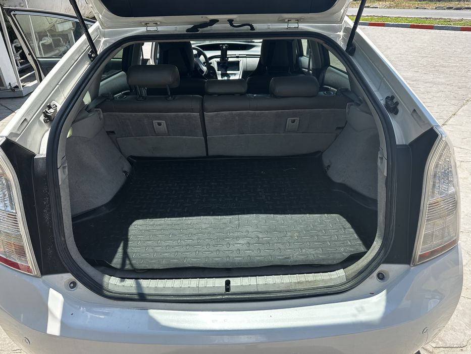 Продам Toyota Prius