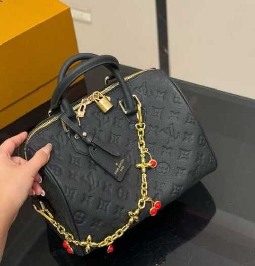 Torebka damska elegancka Louis Vuitton, skóra 55575-1