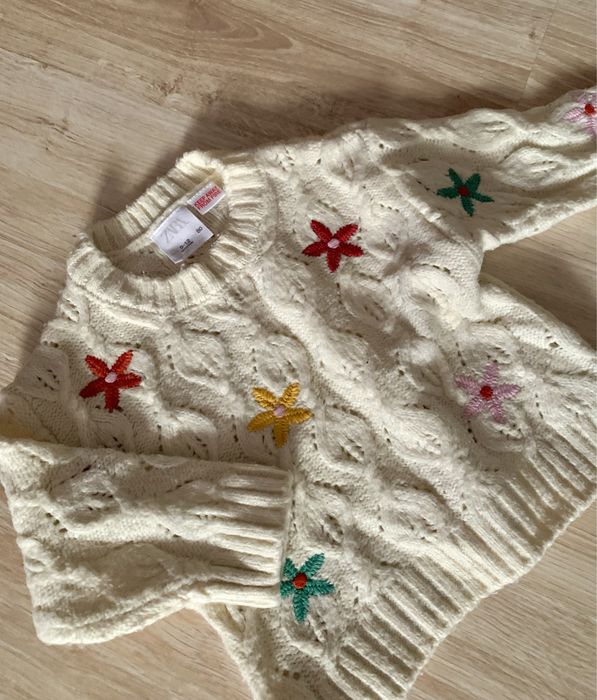 Sweter swterek zara w kwiaty