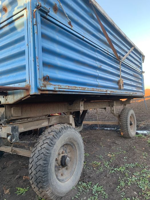 Причеп 2 ПТС-4 в хорошому стані