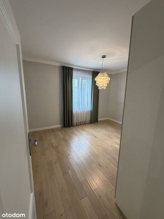 2-pokojowe mieszkanie 65 m² po remoncie | Centrum Zwolenia | Parking