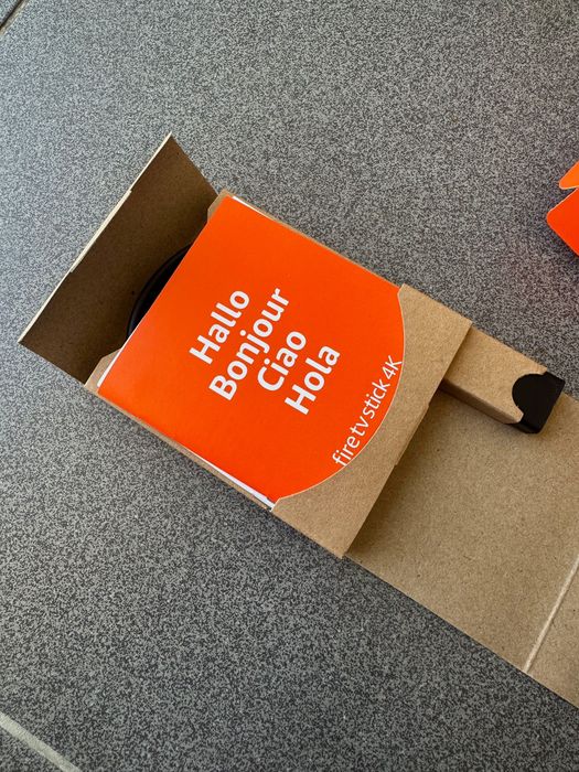 Amazon Fire TV Stick 4K E9L29Y Como Novo