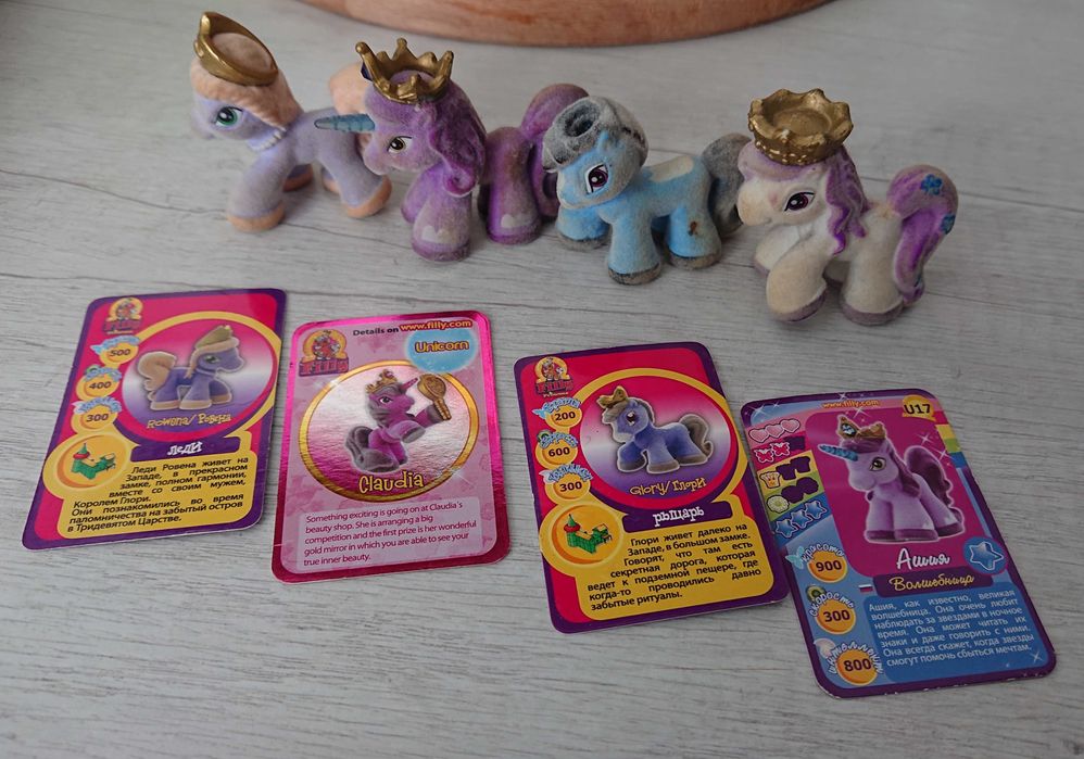 Игрушки мини фигурки животные лошадь конь