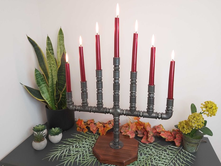 -> Duży świecznik loftowy 7-punktowy, handmade – dekoracja premium wnętrz - drewno-metal.