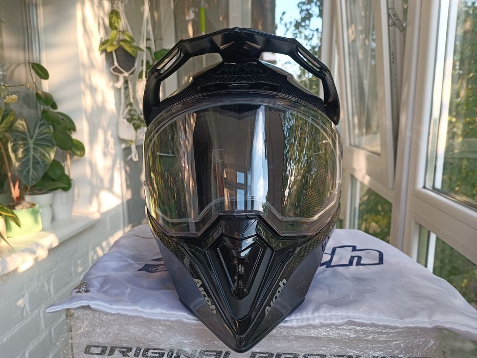 Airoh commander L
