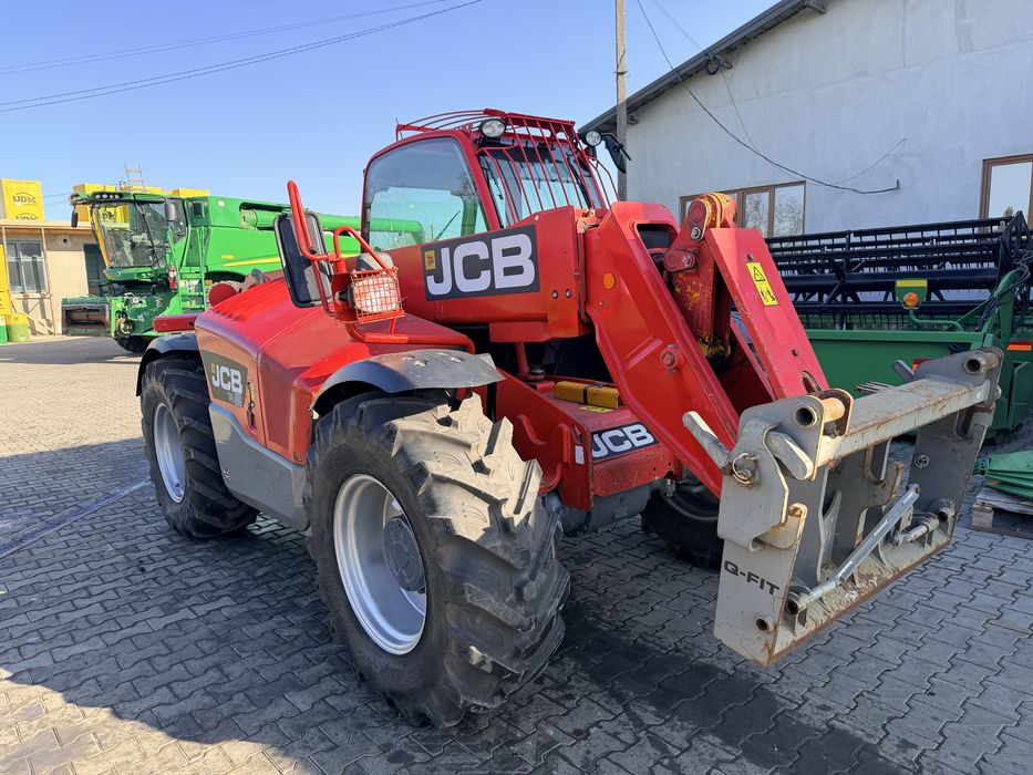 JCB  541-70 Телескопічний навантажувач