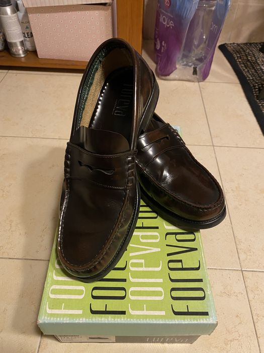 Sapatos Foreva como novos