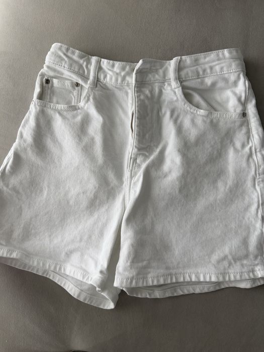 Белые джинсовые Шорты zara 36 S massimo dutti