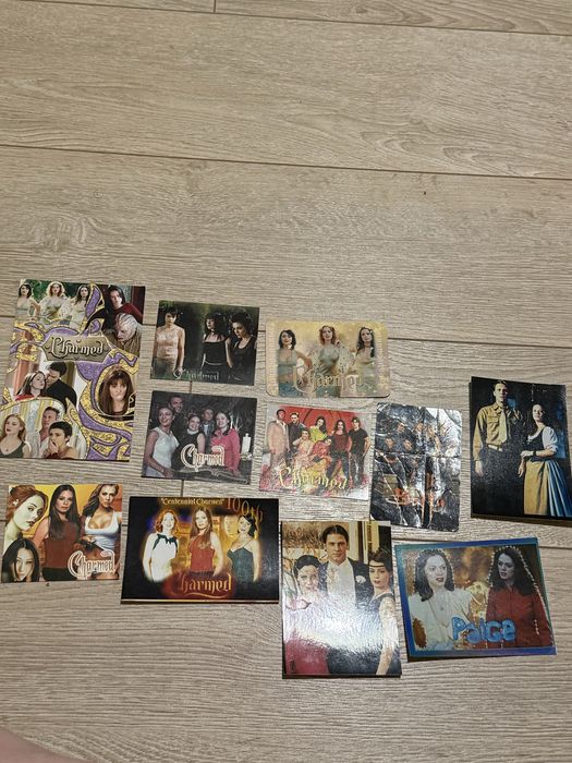 Лот товарів до фільму «Зачаровані»