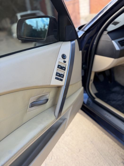 Продам BMW E61 525d