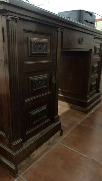 Secretária antiga