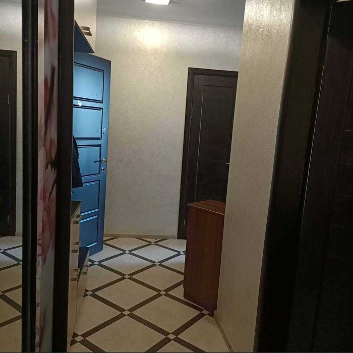 Продаю 2к квартиру з Євроремонтом в жилому стані.Цегляний будинок.Газ